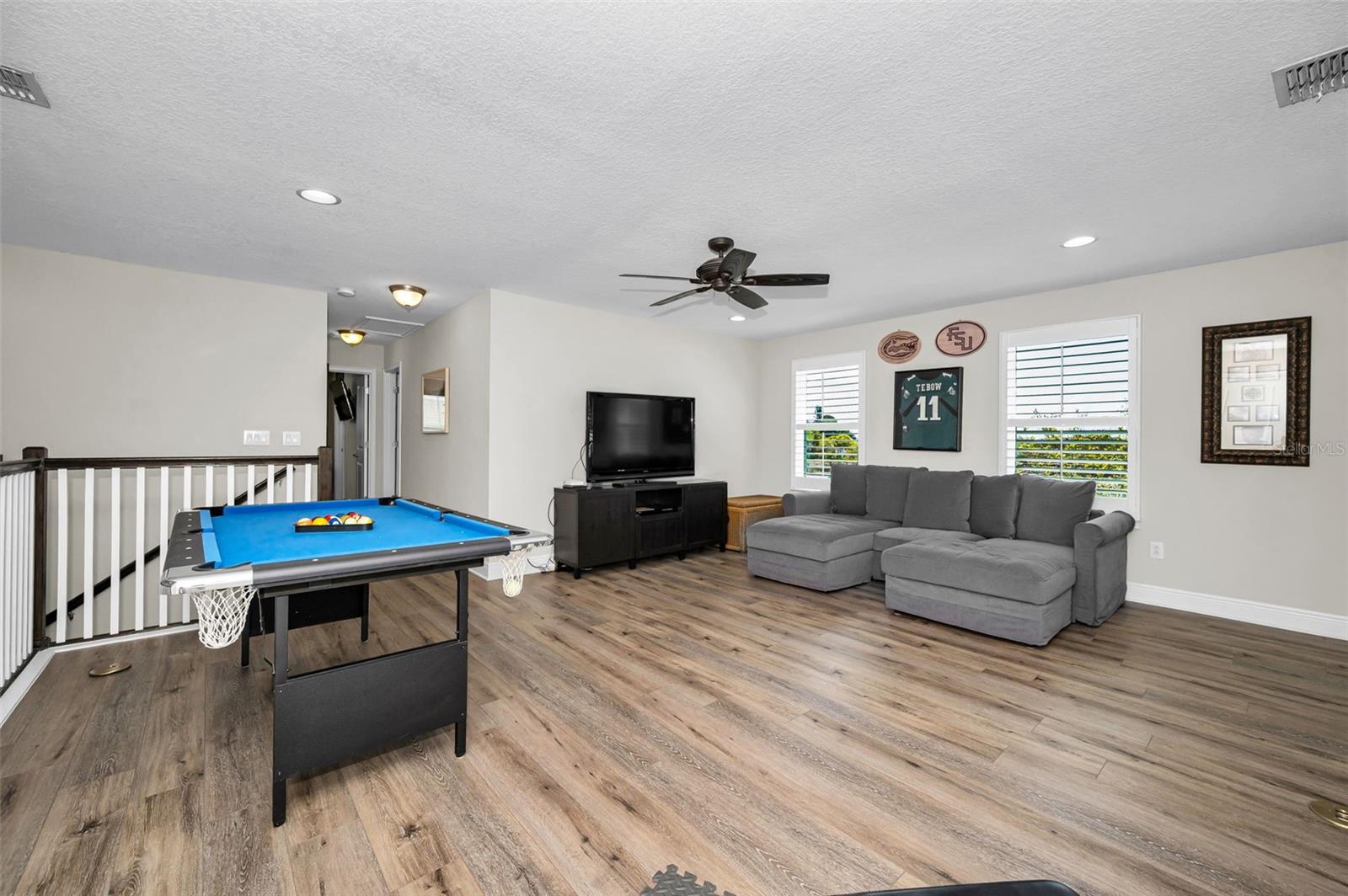 Image 47 of 98 For 1001 Starboard Court