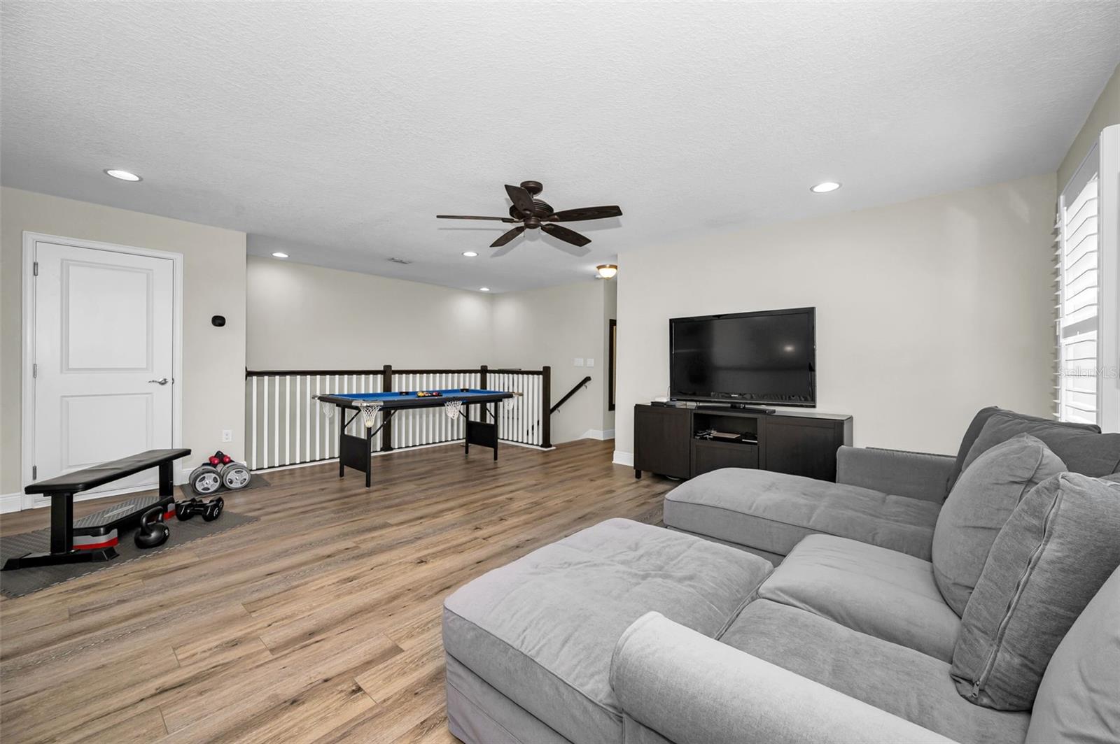 Image 49 of 98 For 1001 Starboard Court