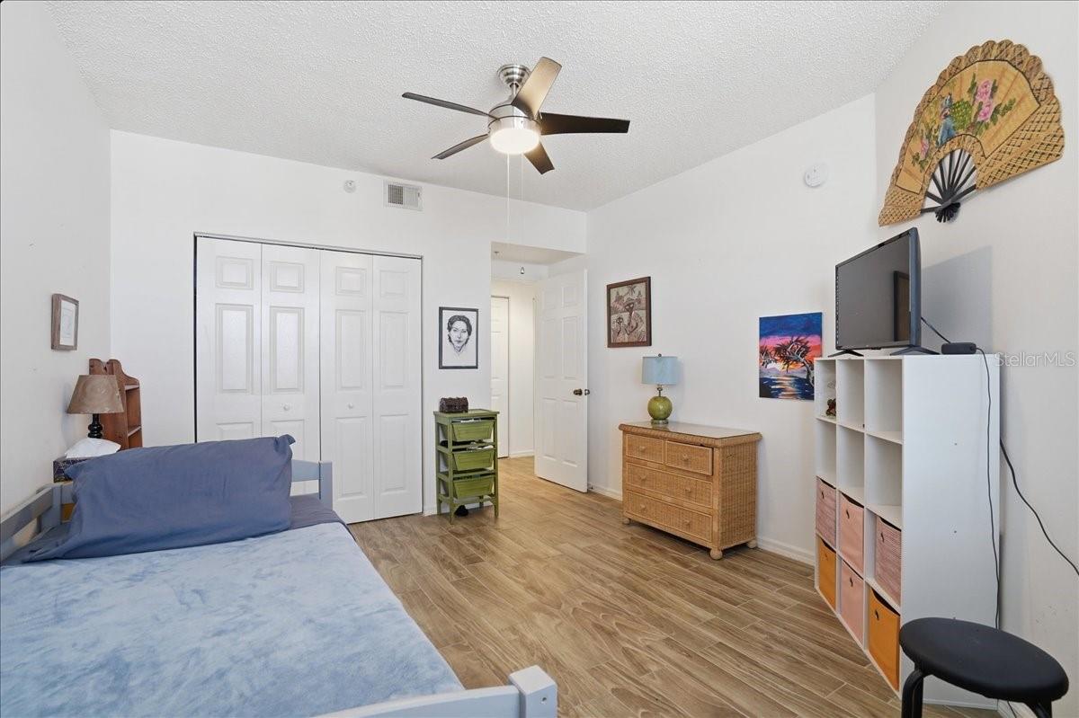 Image 9 of 18 For 6425 Shoreline Drive 10503