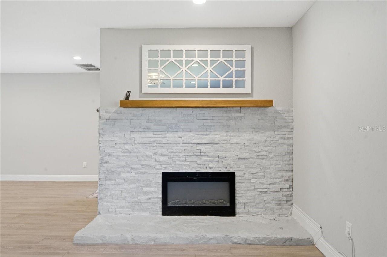 Image 12 of 71 For 1023 Idlewild Drive N