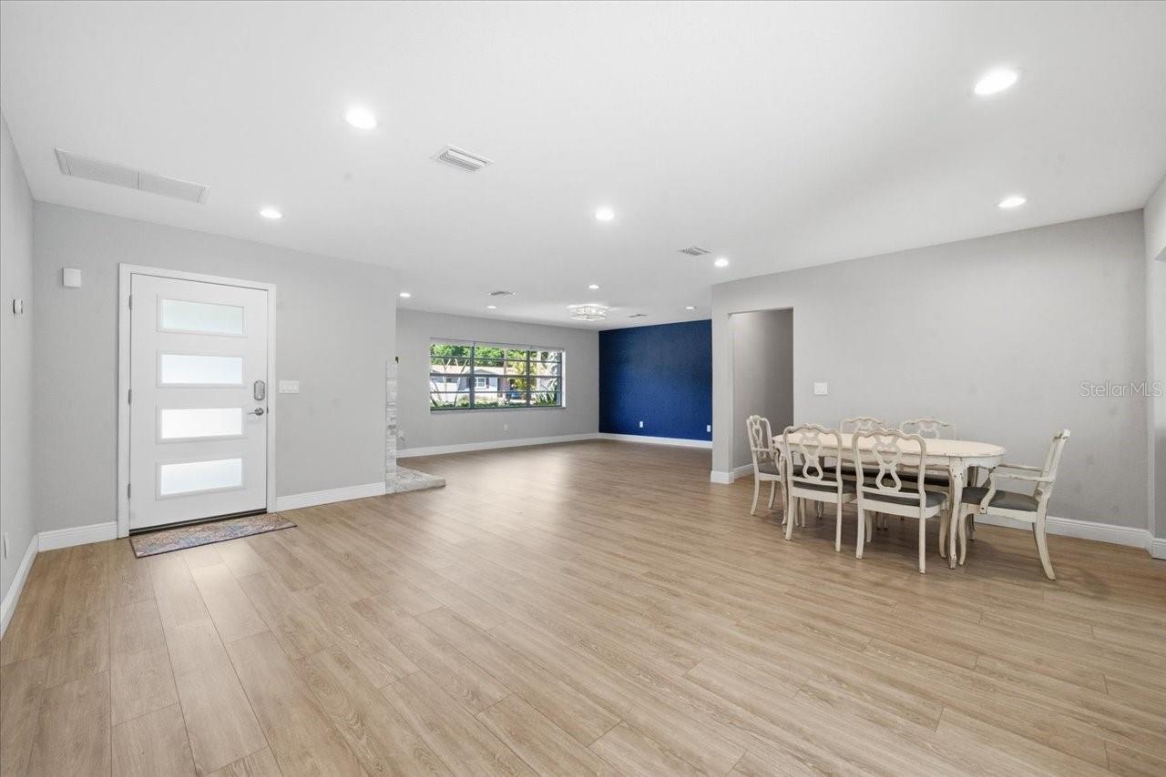 Image 16 of 71 For 1023 Idlewild Drive N