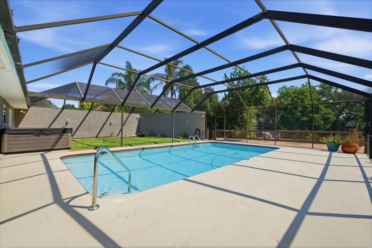 Image 40 of 71 For 1023 Idlewild Drive N