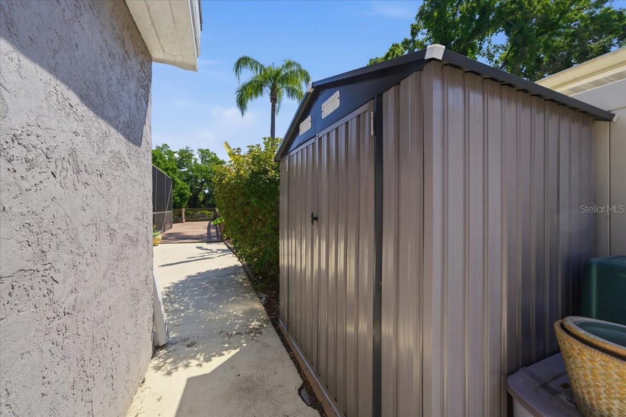 Image 46 of 71 For 1023 Idlewild Drive N