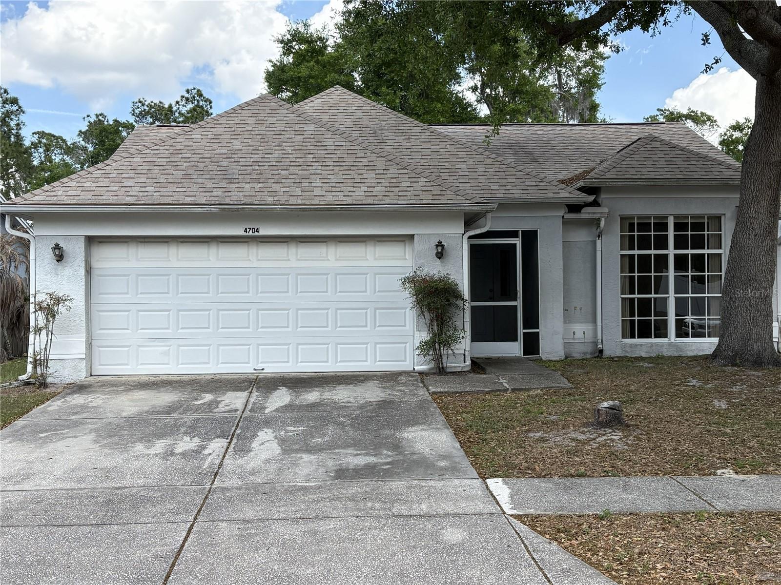 Listing Details for 4704 Lighterwood Way, VALRICO, FL 33596