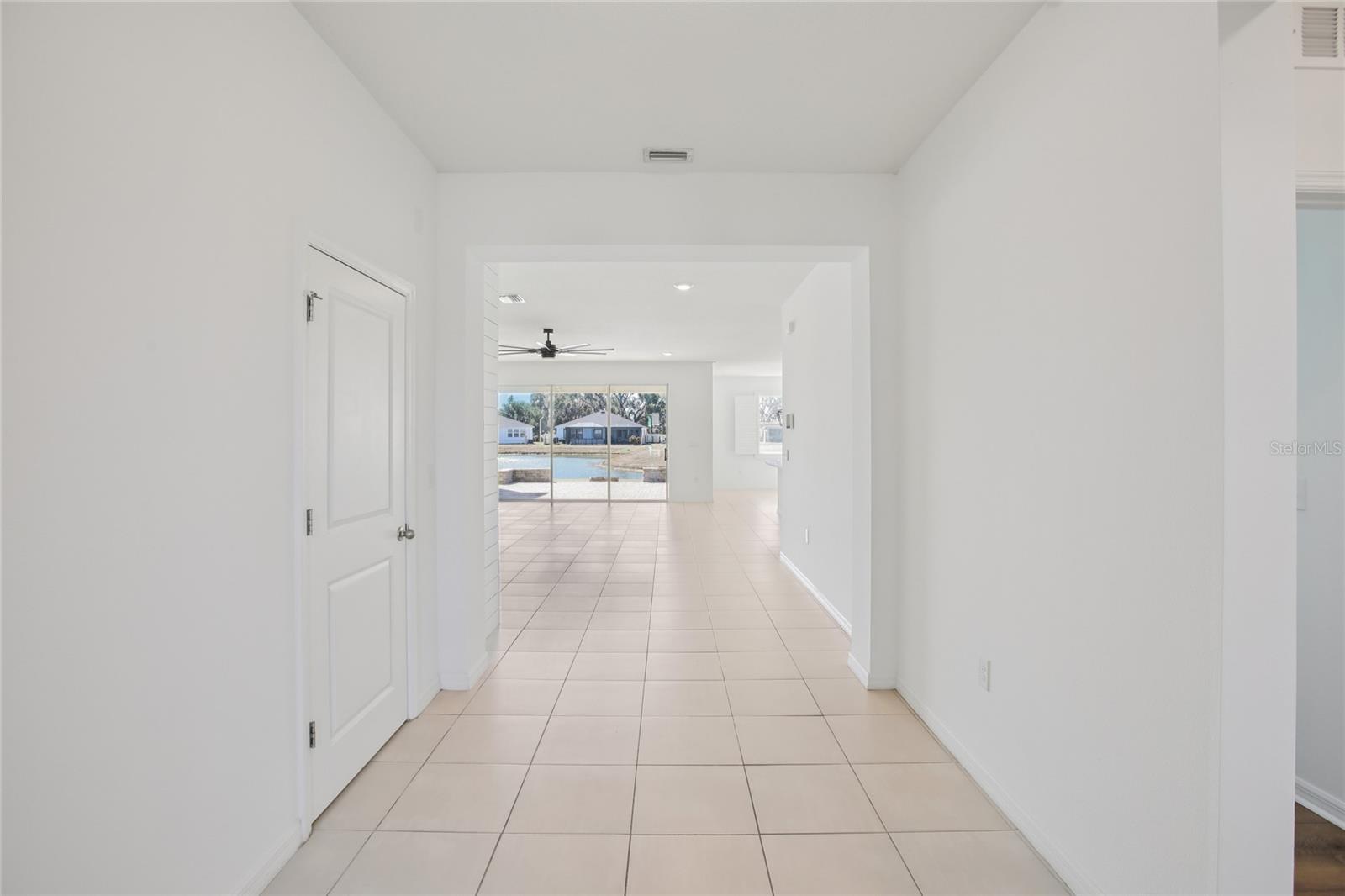 Image 19 of 58 For 10747 Laxer Cay Loop