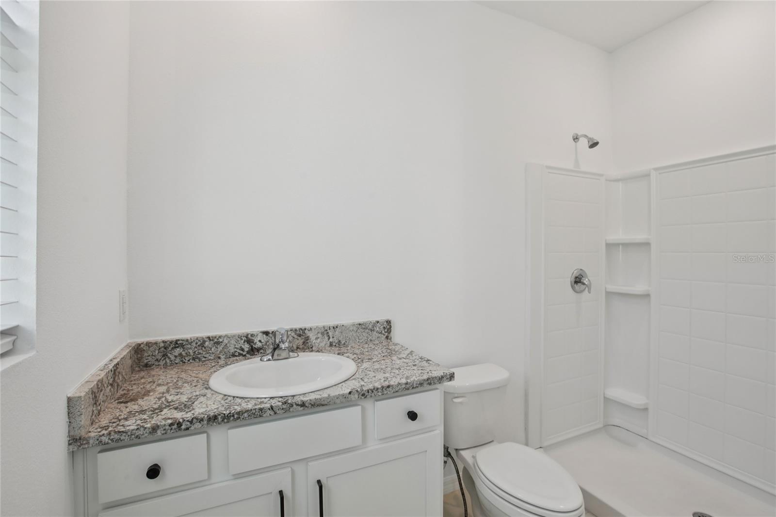 Image 34 of 58 For 10747 Laxer Cay Loop