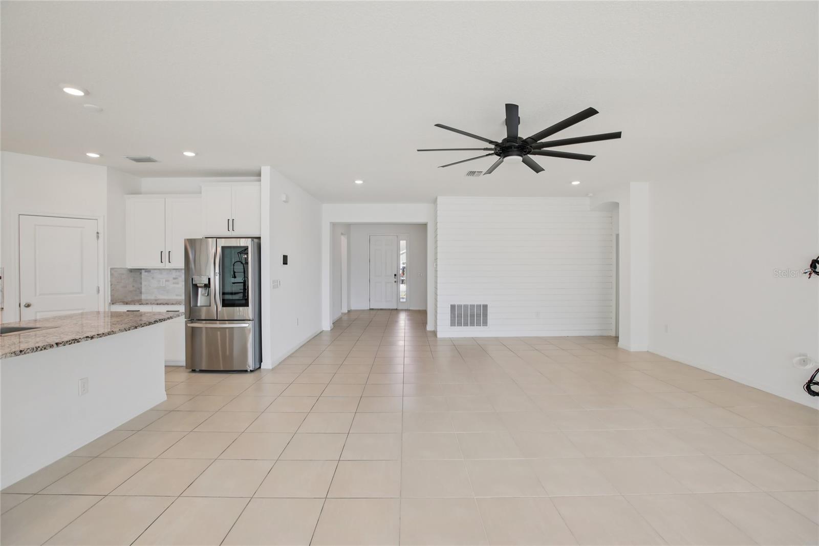 Image 9 of 58 For 10747 Laxer Cay Loop