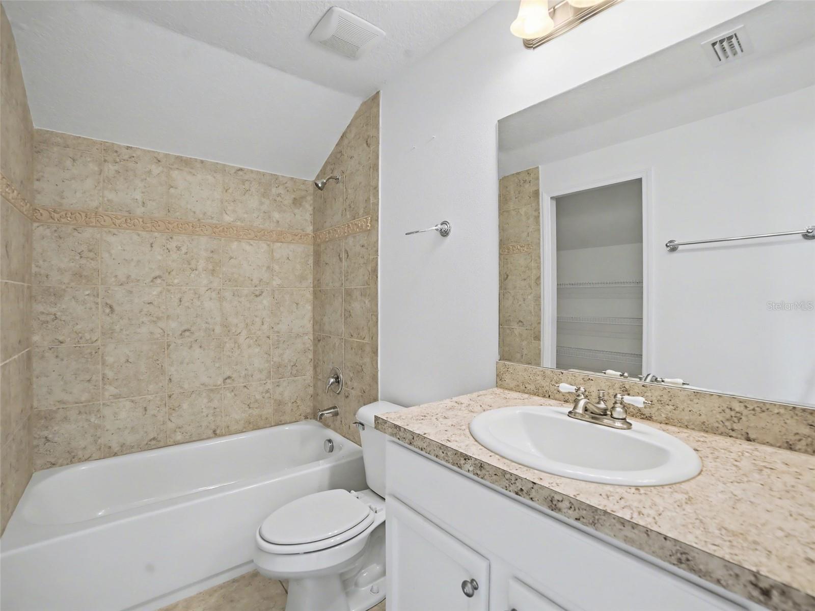 Image 19 of 24 For 10346 Celtic Ash Drive