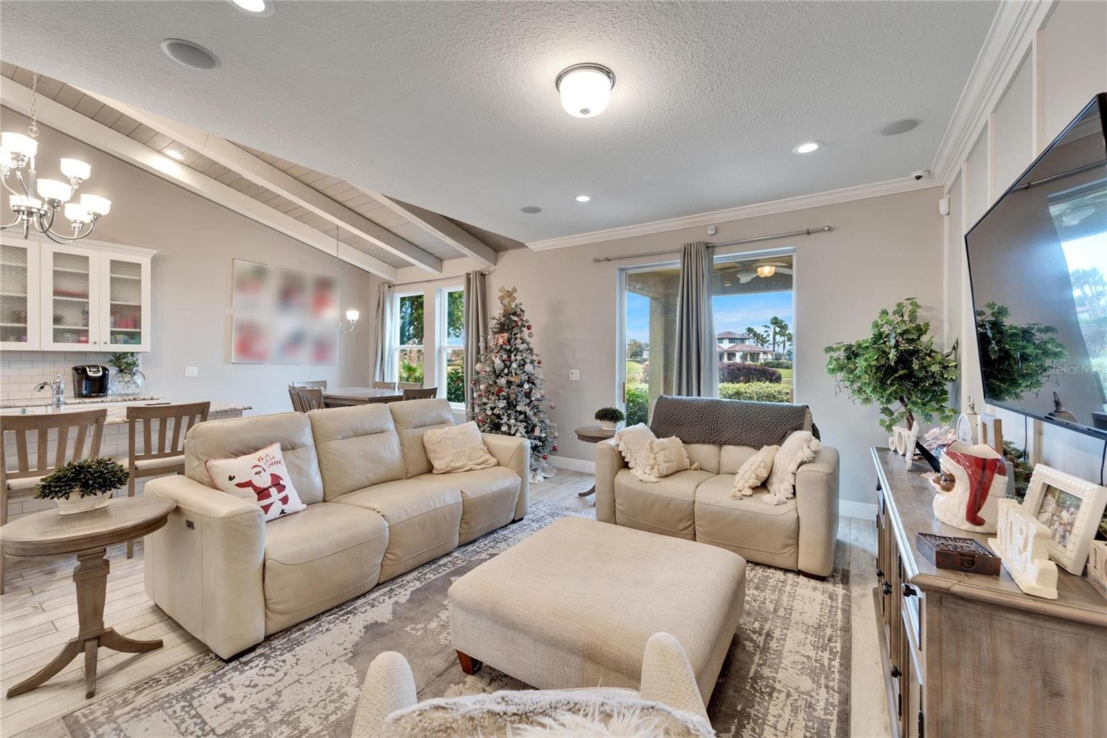 Image 16 of 53 For 13316 Palmera Vista Drive