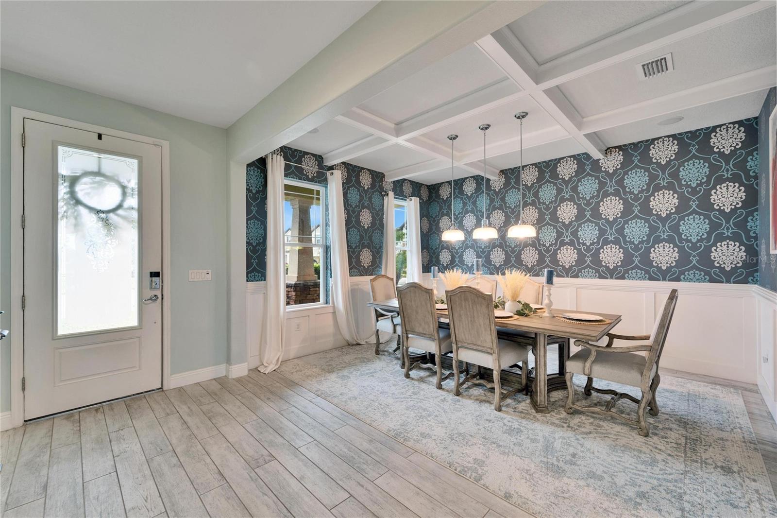 Image 3 of 53 For 13316 Palmera Vista Drive