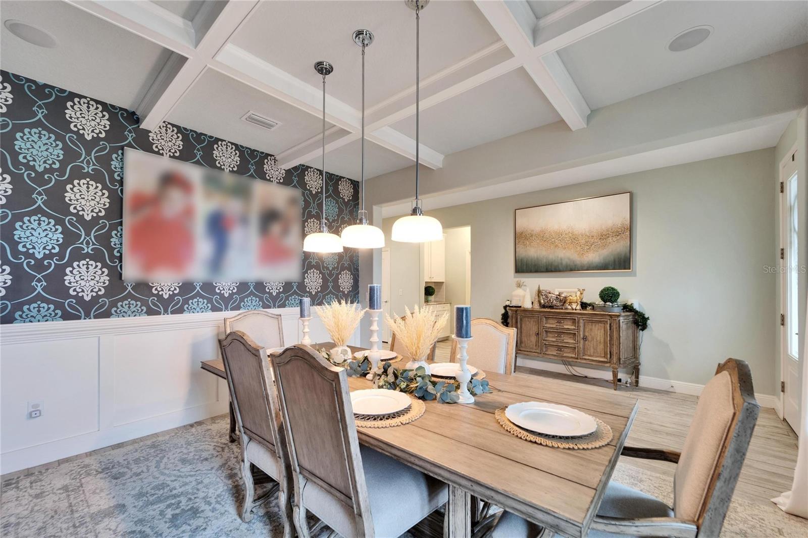 Image 5 of 53 For 13316 Palmera Vista Drive