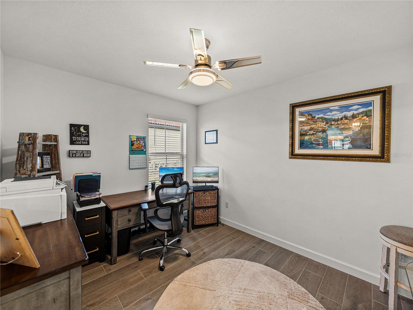 Image 17 of 33 For 17319 Holly Well Avenue