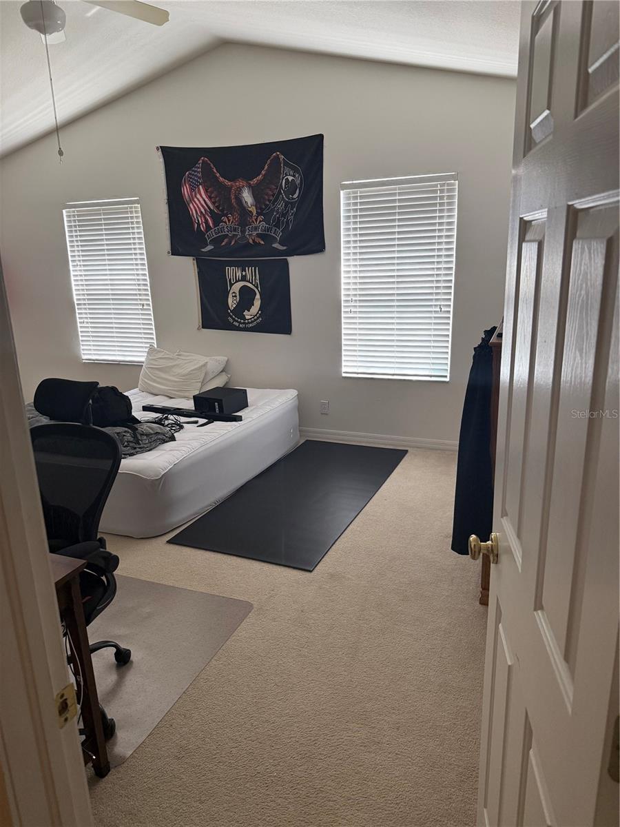 Image 9 of 31 For 5345 60th Avenue N