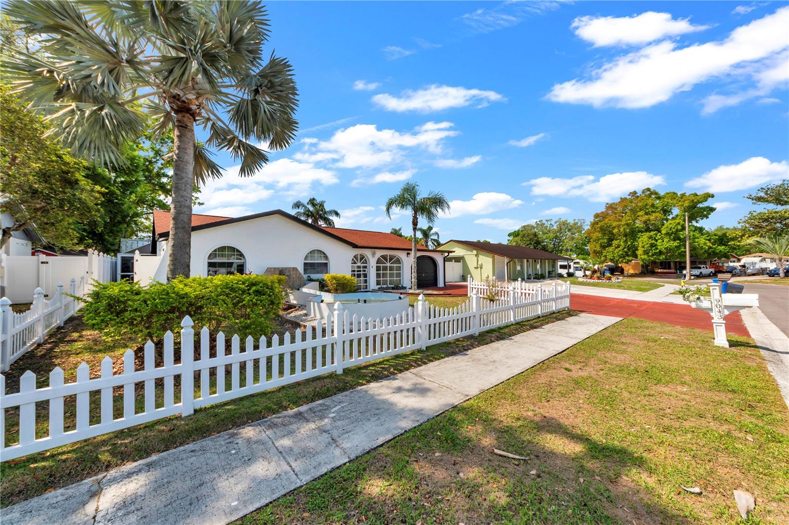 Image 35 of 36 For 9043 Hickory Circle