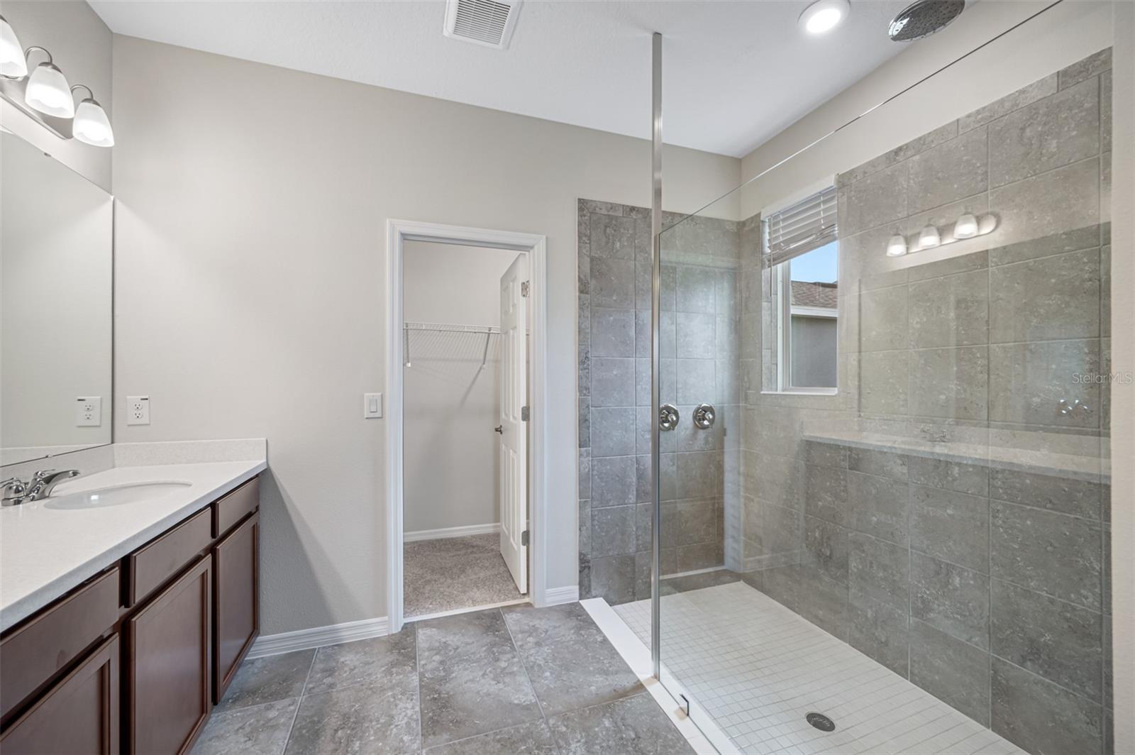 Image 17 of 36 For 11810 Tetrafin Drive