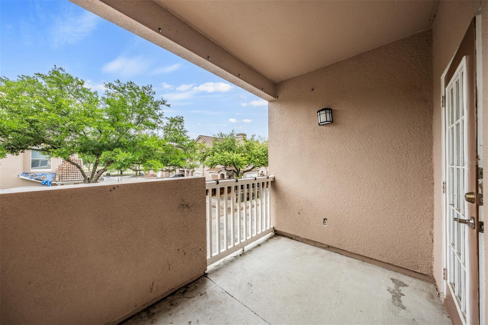 Image 21 of 29 For 18107 Villa Creek Drive 18107