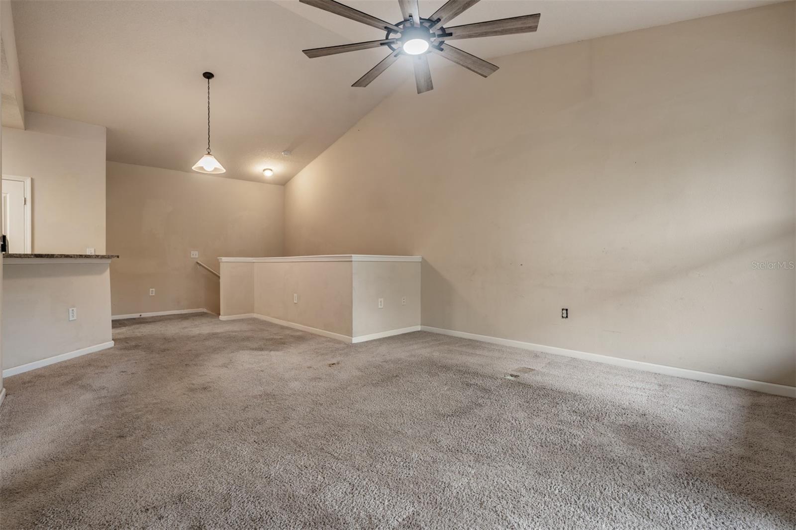 Image 8 of 29 For 18107 Villa Creek Drive 18107