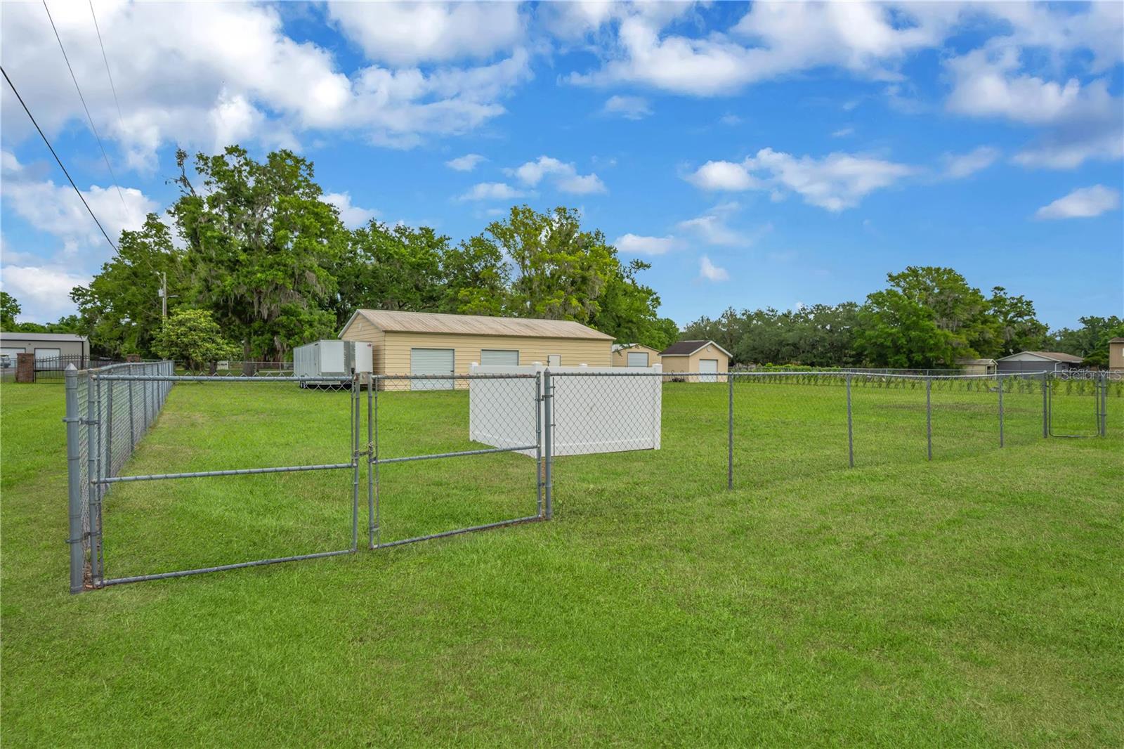 Listing photo id 24 for 3418 Futch Road