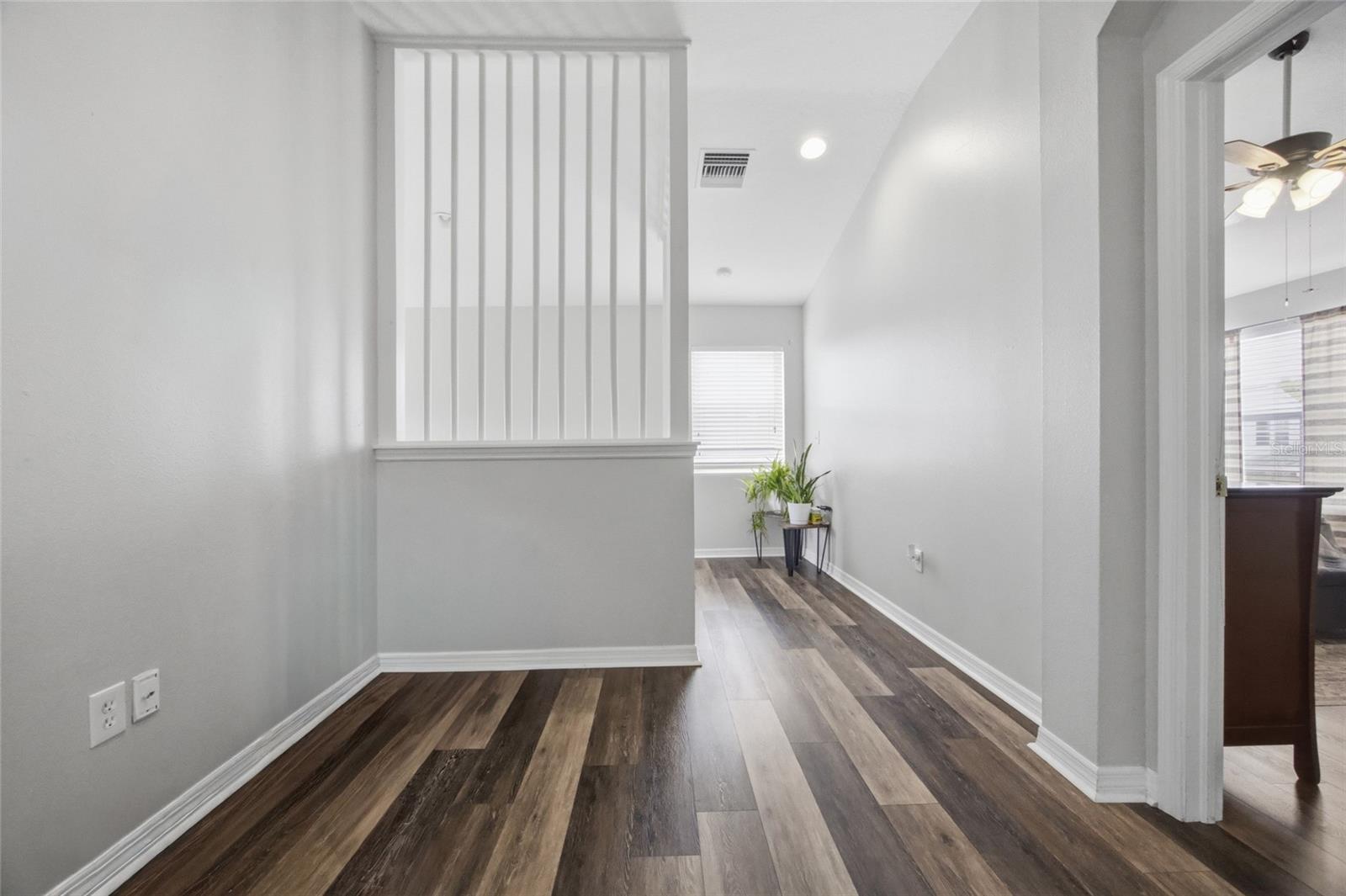 Listing photo id 28 for 24927 Portofino Drive