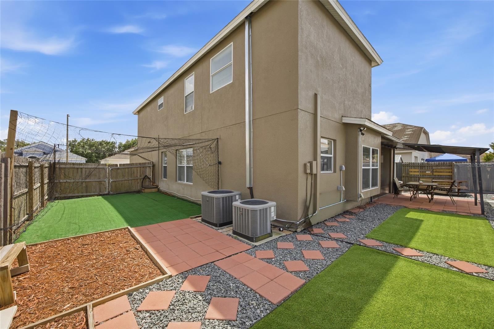 Listing photo id 35 for 24927 Portofino Drive