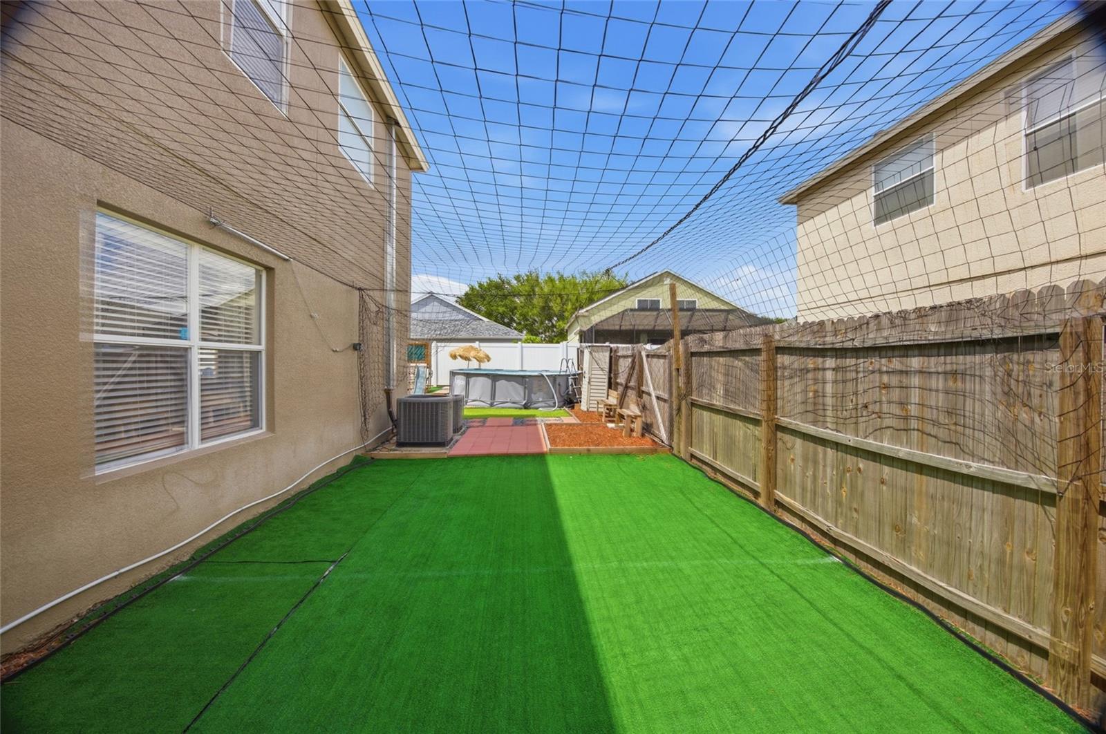 Listing photo id 36 for 24927 Portofino Drive