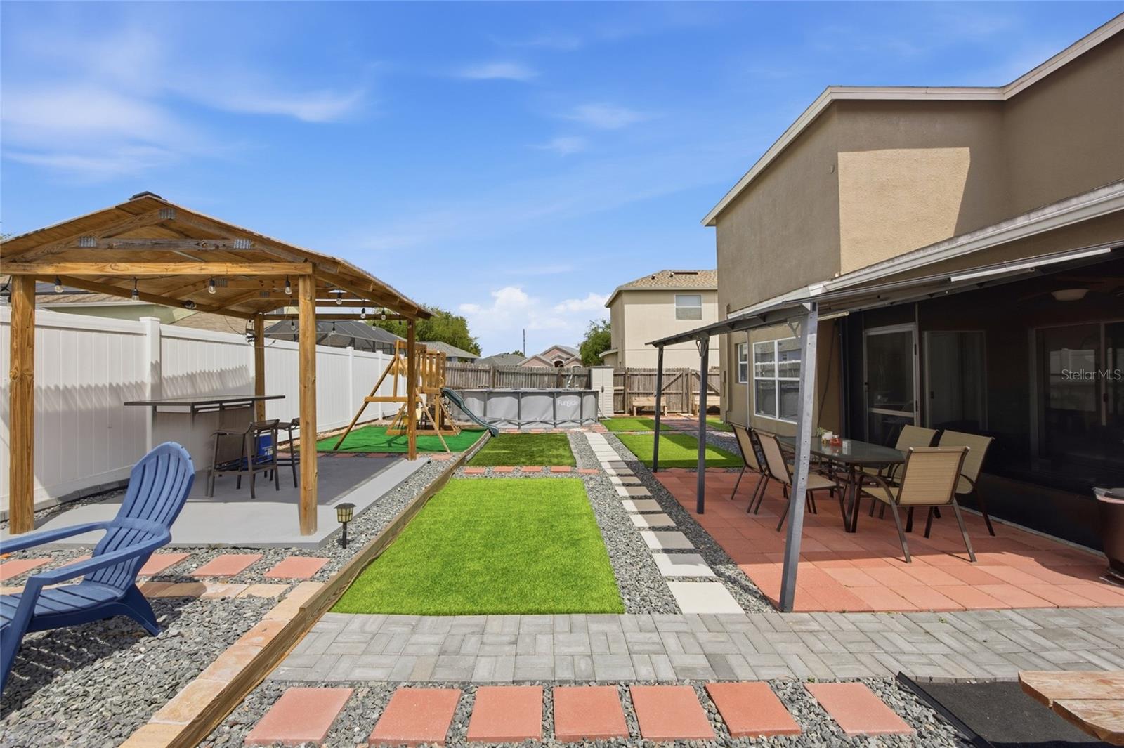 Listing photo id 37 for 24927 Portofino Drive