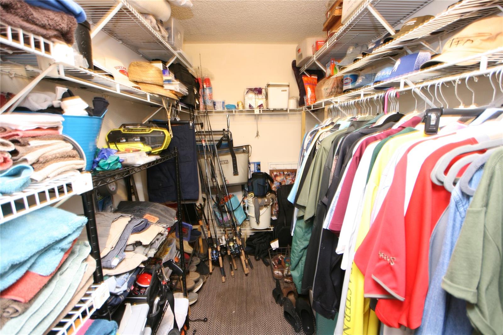 Image 28 of 82 For 19701 Gulf Boulevard 212