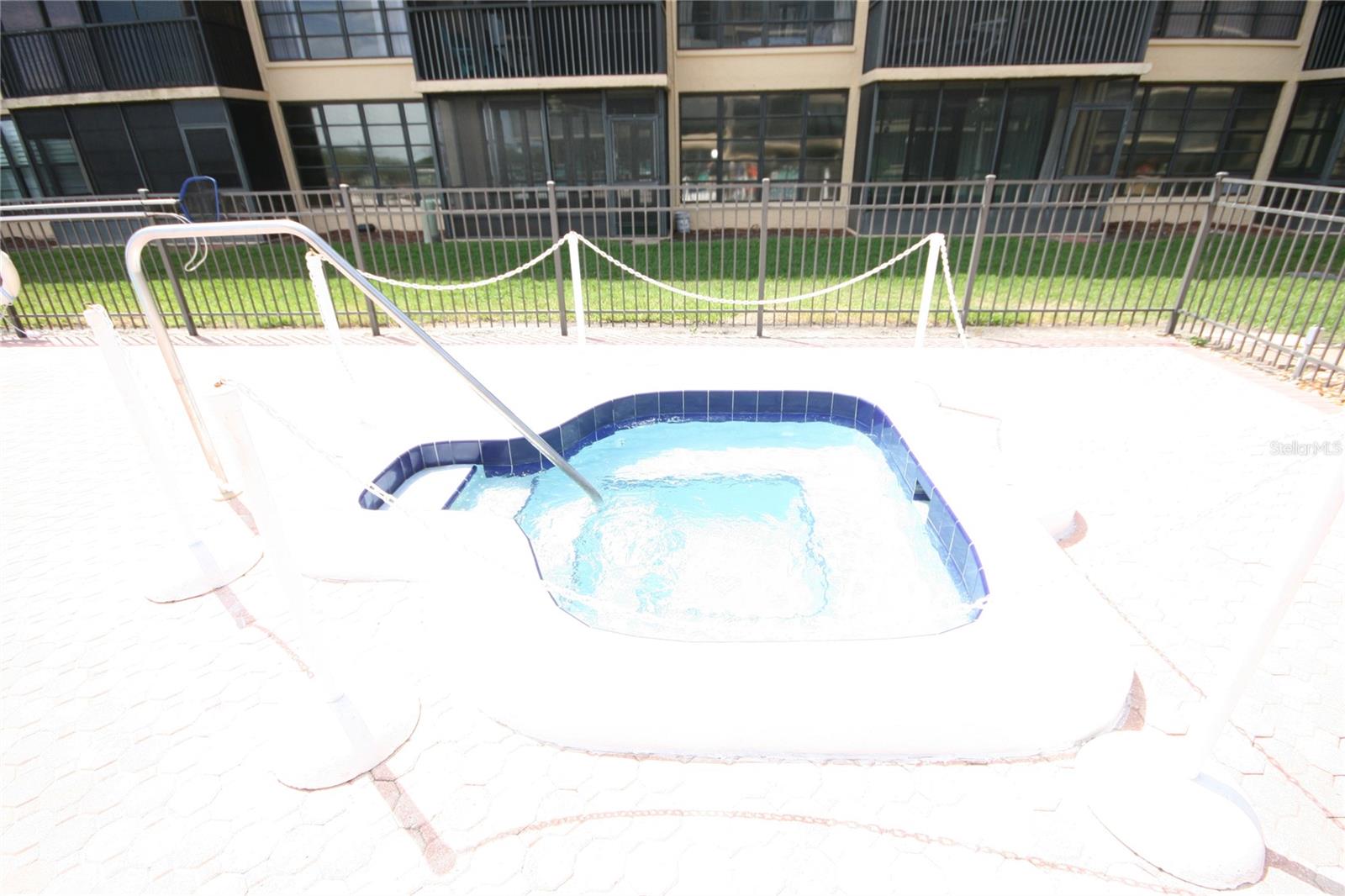 Image 45 of 82 For 19701 Gulf Boulevard 212