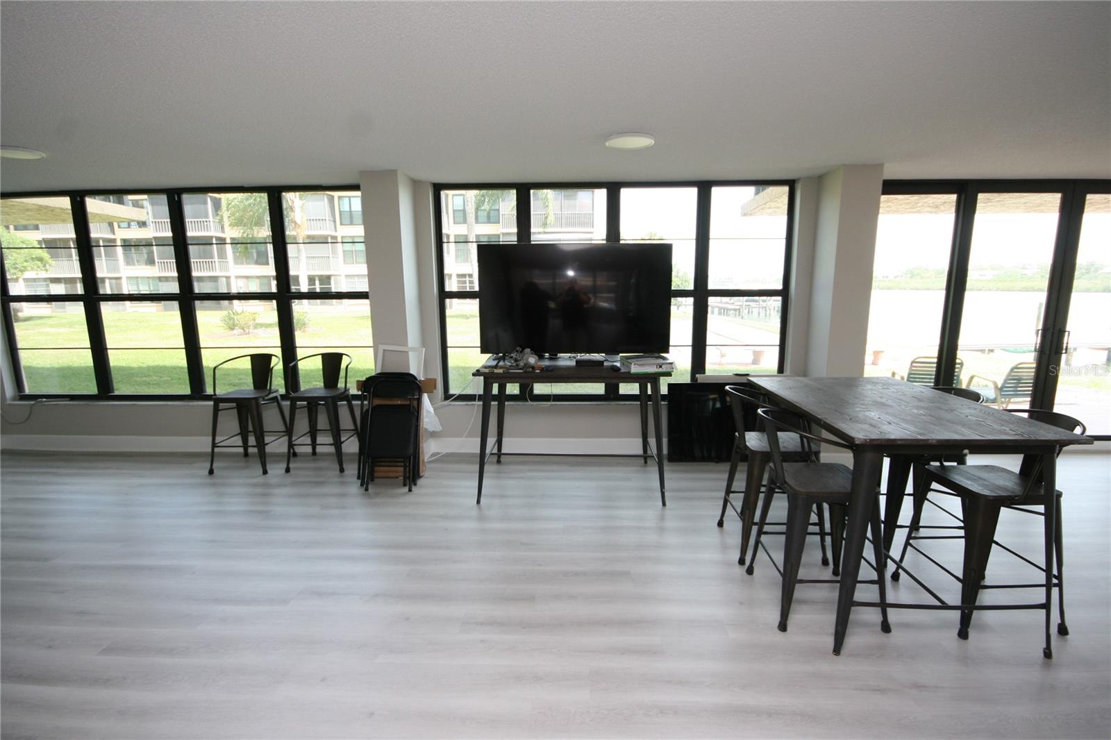 Image 54 of 82 For 19701 Gulf Boulevard 212