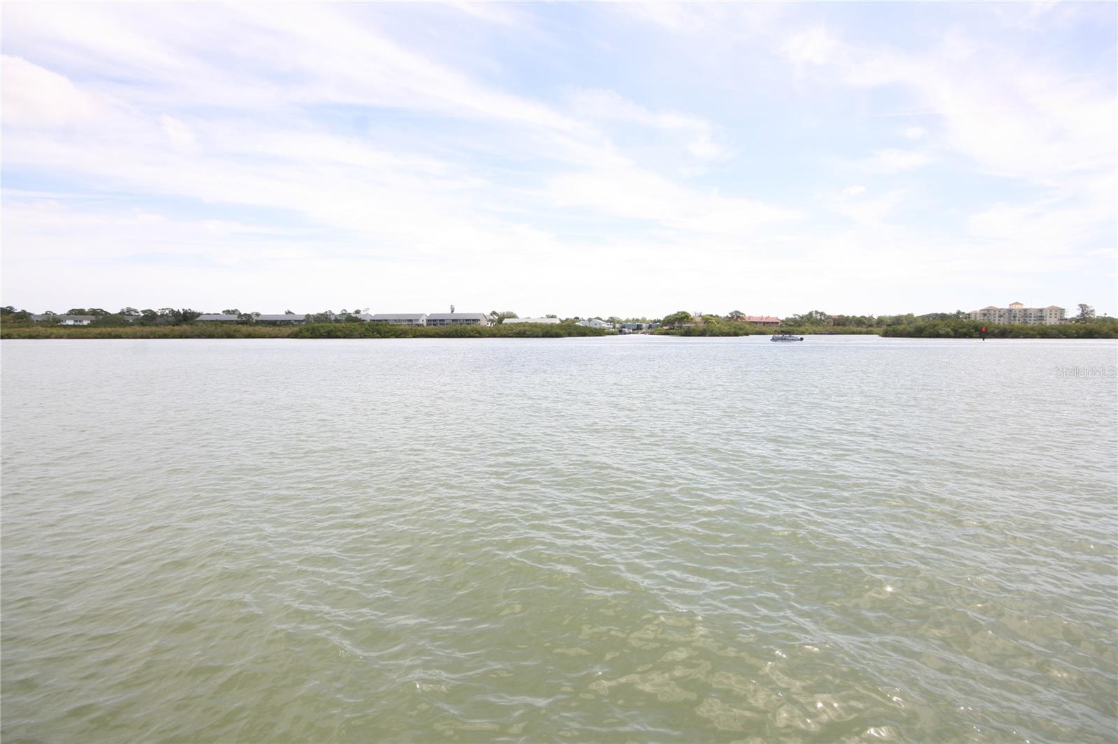 Image 65 of 82 For 19701 Gulf Boulevard 212