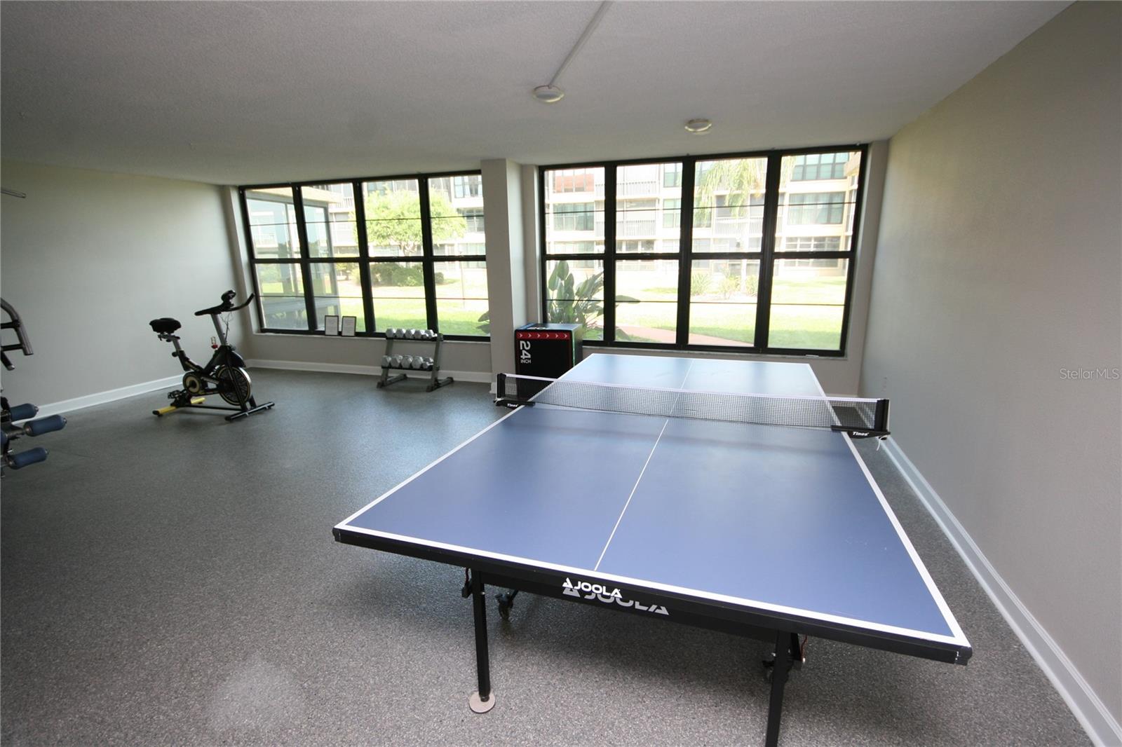 Image 70 of 82 For 19701 Gulf Boulevard 212