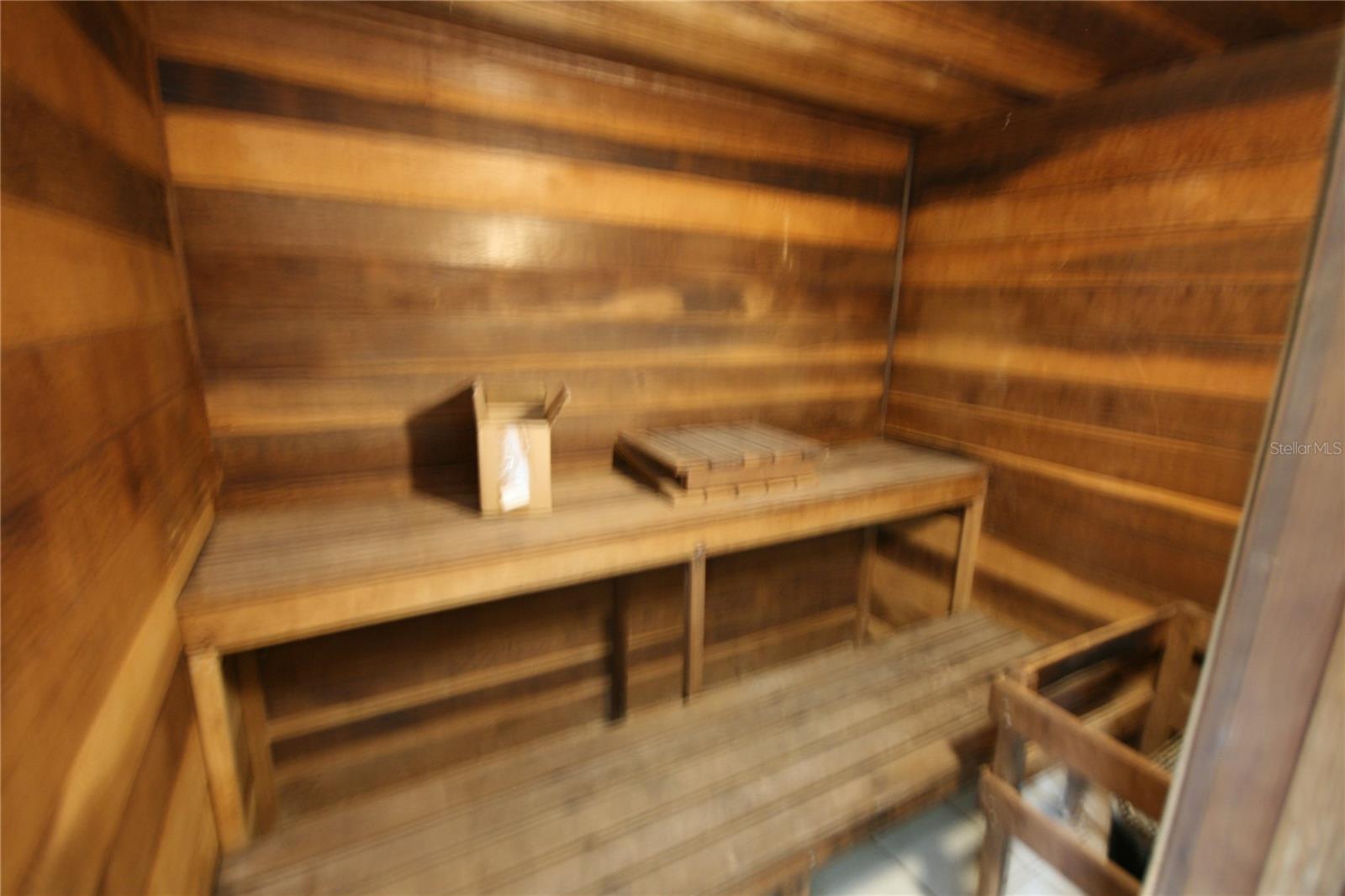 Image 74 of 82 For 19701 Gulf Boulevard 212