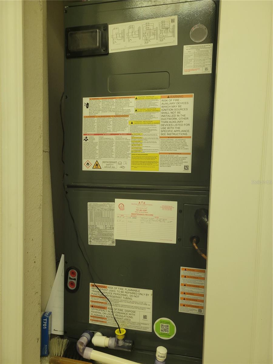 Image 28 of 73 For 7905 Seminole Boulevard 3404