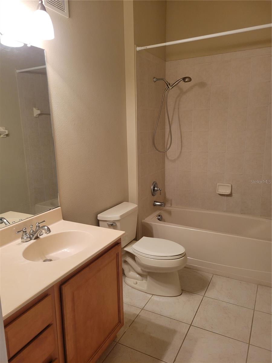 Image 30 of 73 For 7905 Seminole Boulevard 3404