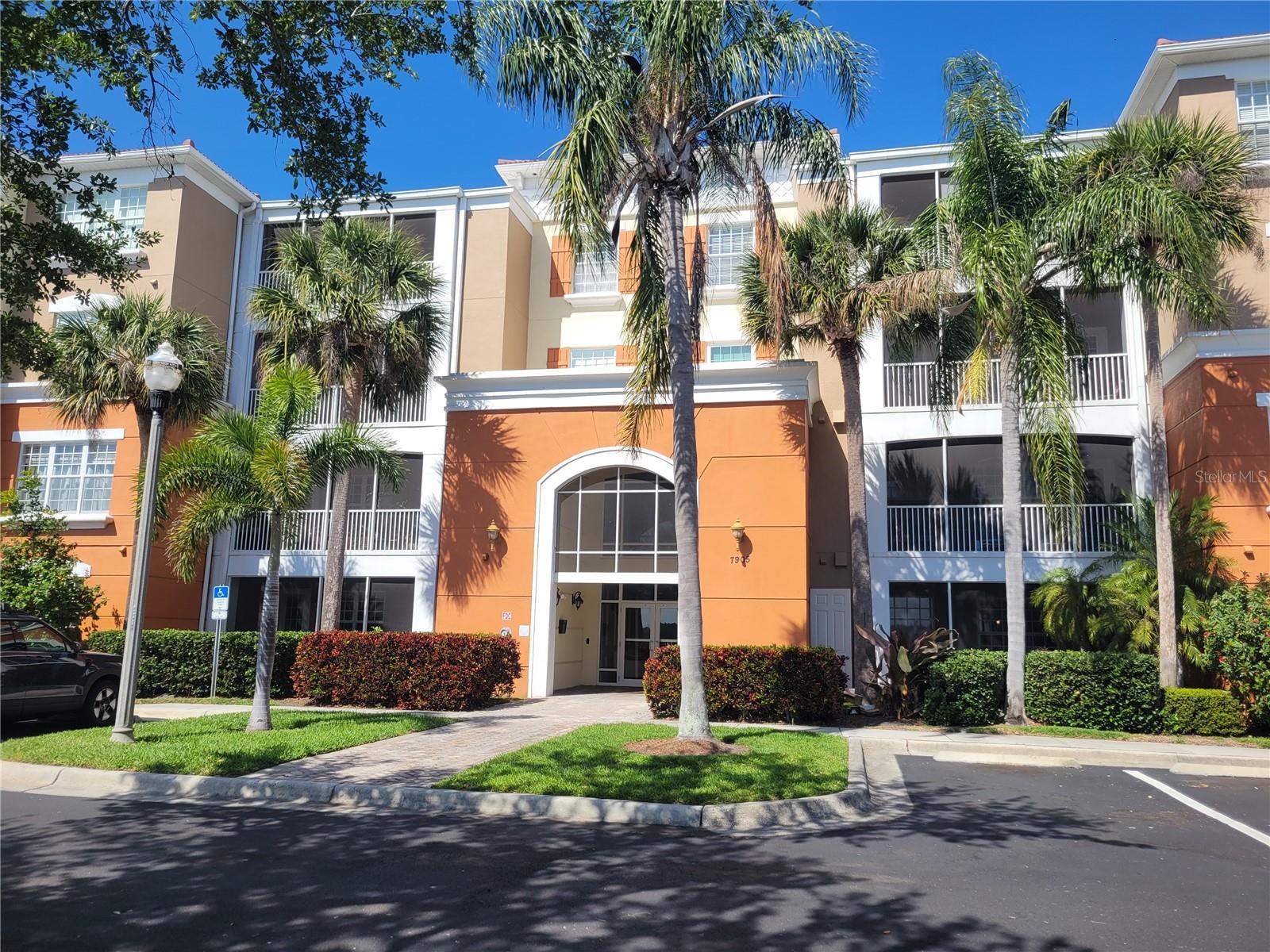 Image 54 of 73 For 7905 Seminole Boulevard 3404