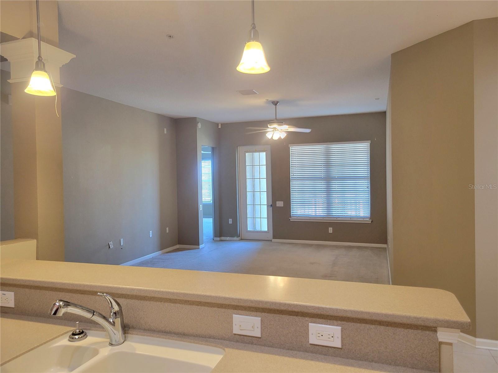 Image 7 of 73 For 7905 Seminole Boulevard 3404