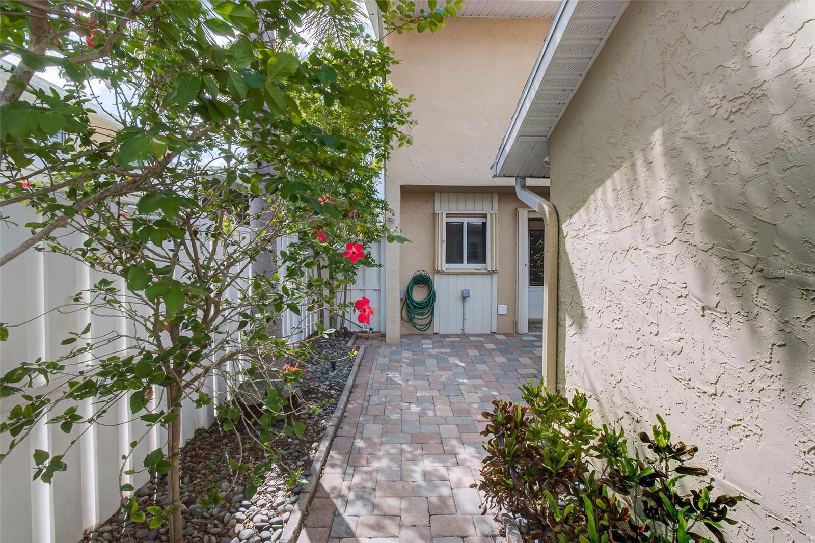 Image 2 of 42 For 6660 Cape Hatteras Way Ne 1