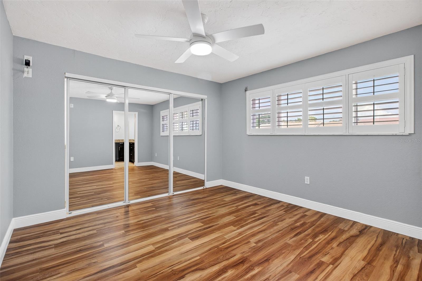 Image 20 of 42 For 6660 Cape Hatteras Way Ne 1