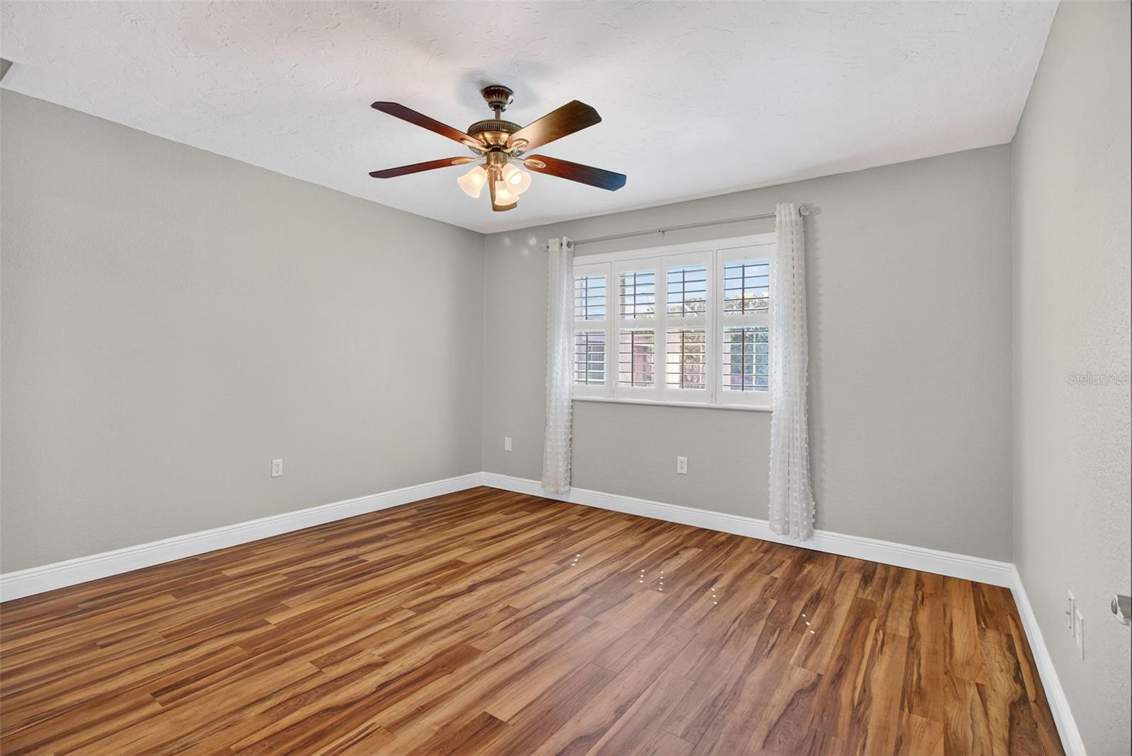 Image 26 of 42 For 6660 Cape Hatteras Way Ne 1