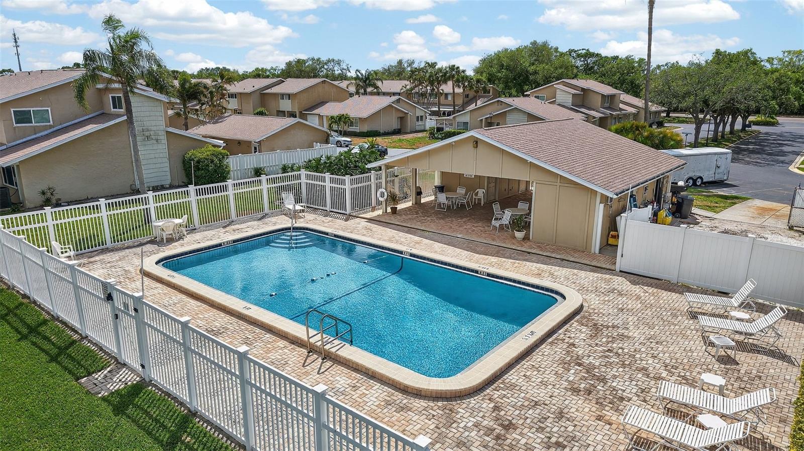 Image 31 of 42 For 6660 Cape Hatteras Way Ne 1