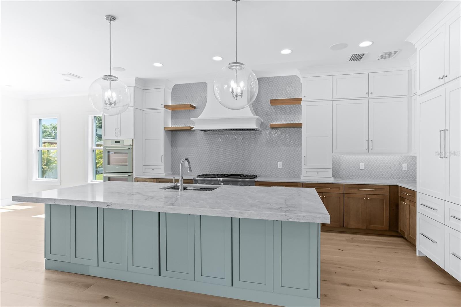 Image 11 of 68 For 4017 Palmira Avenue