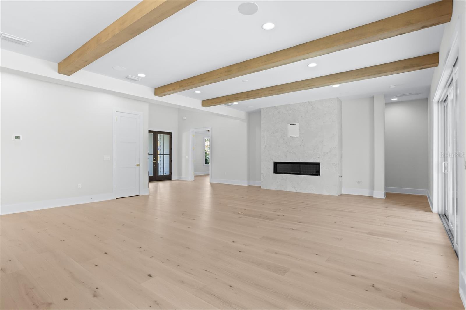 Image 14 of 68 For 4017 Palmira Avenue