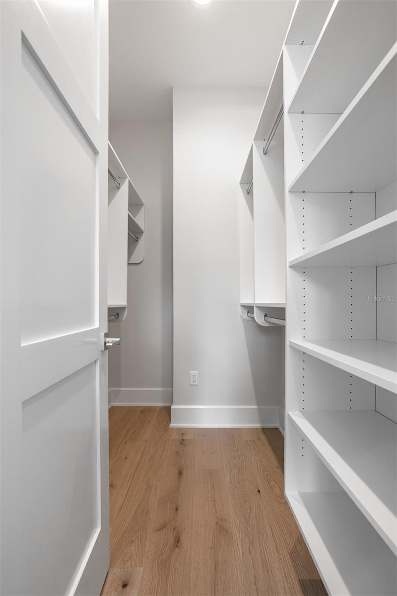 Image 26 of 68 For 4017 Palmira Avenue