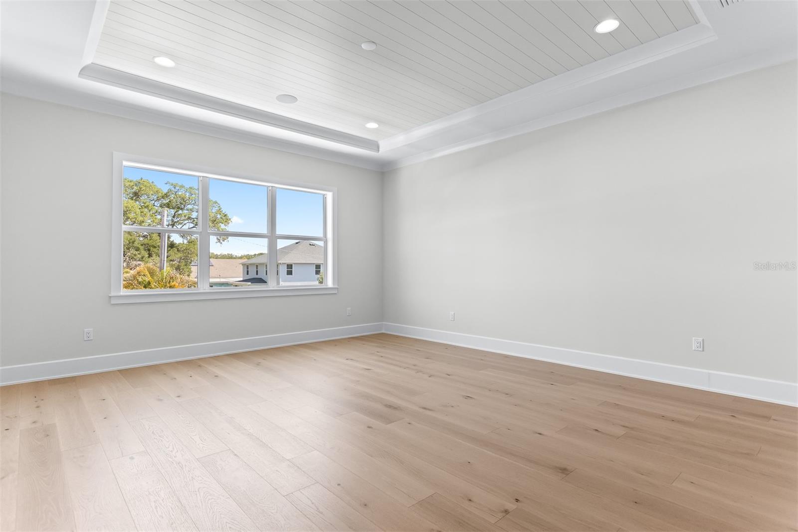 Image 39 of 68 For 4017 Palmira Avenue