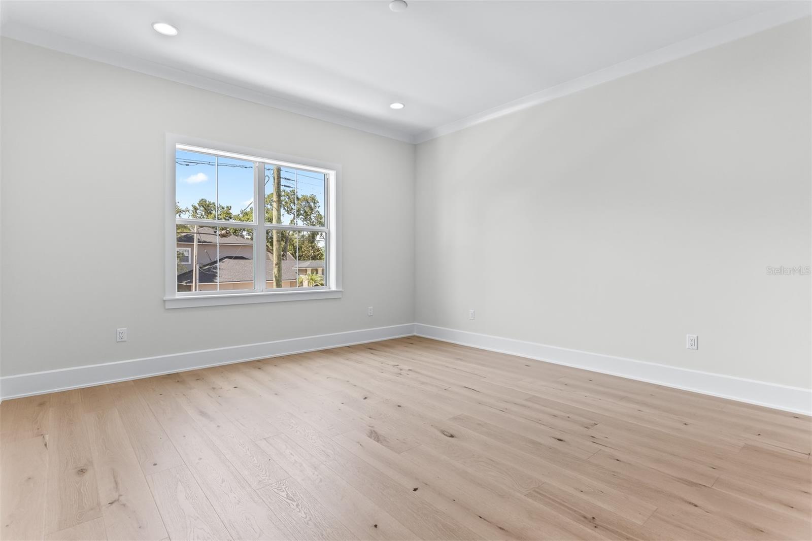 Image 45 of 68 For 4017 Palmira Avenue