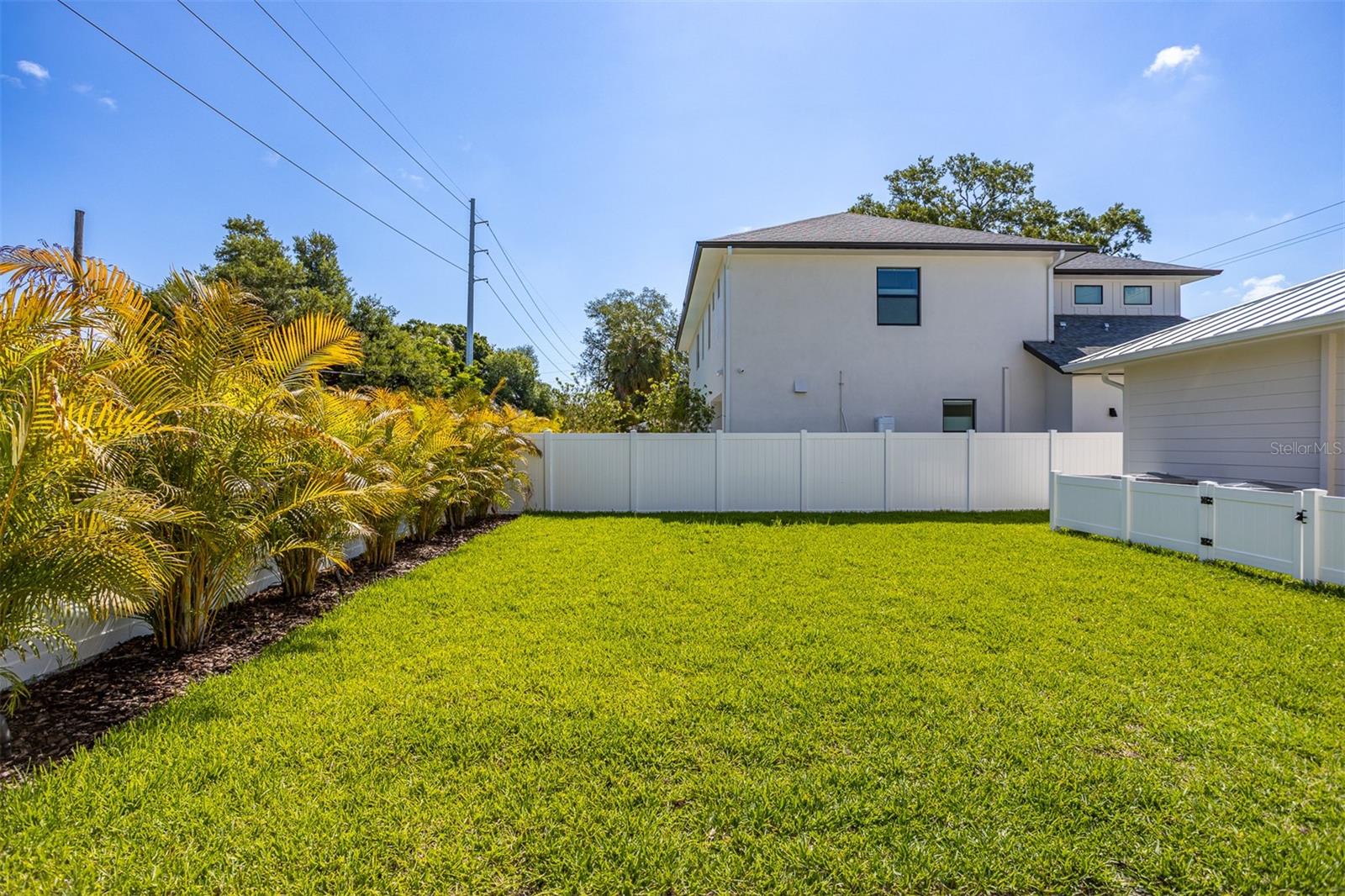 Image 58 of 68 For 4017 Palmira Avenue