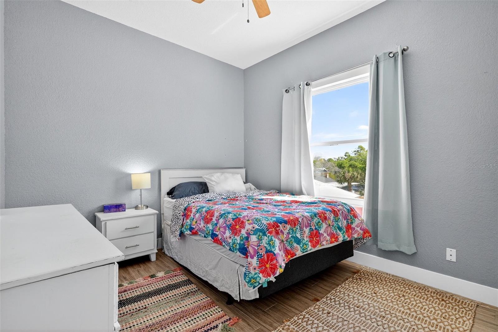 Image 32 of 83 For 4433 Sweetwater Drive