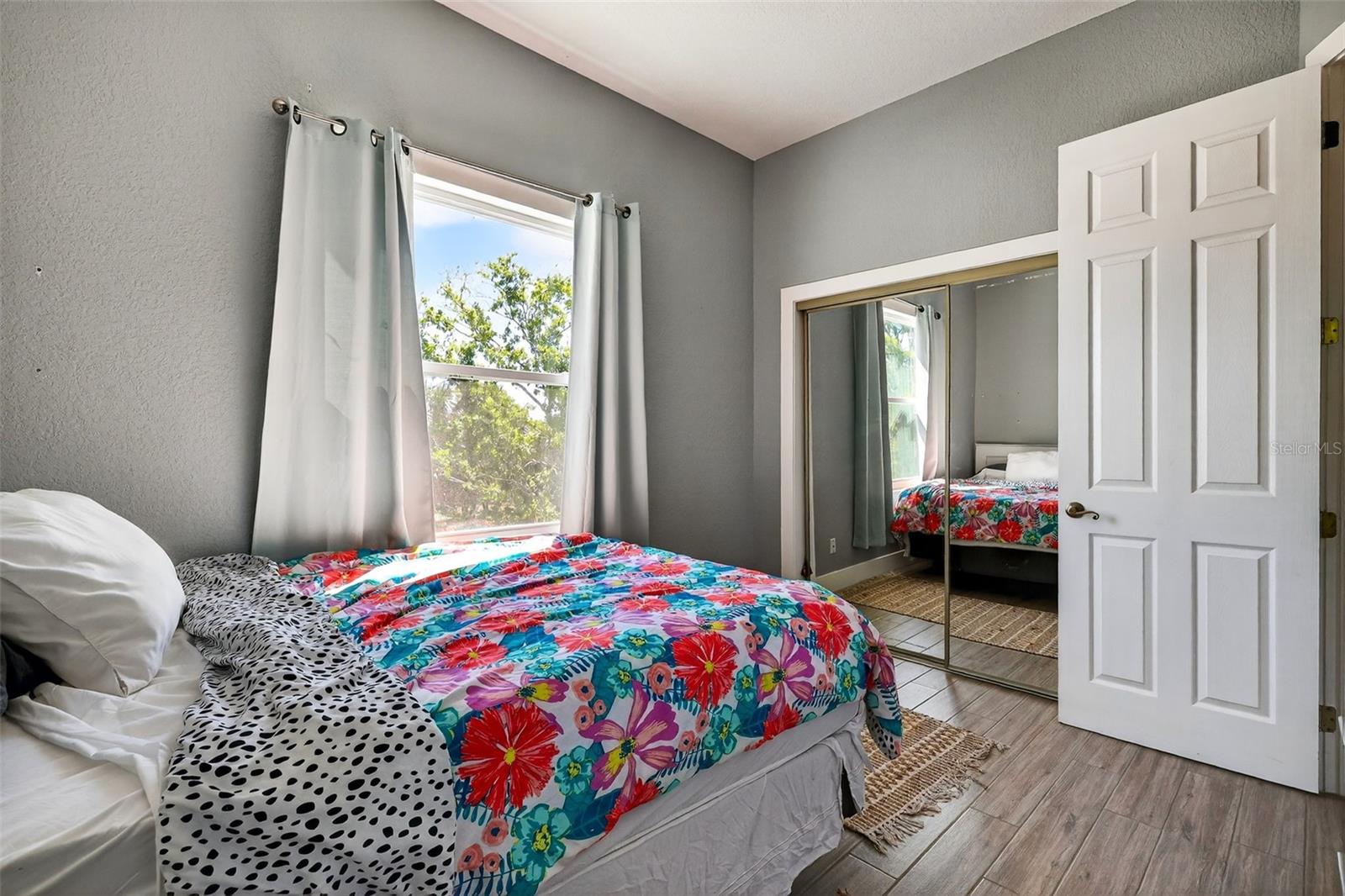 Image 33 of 83 For 4433 Sweetwater Drive