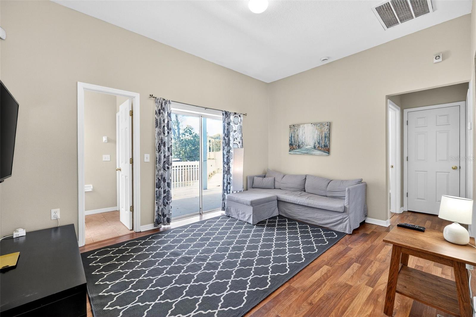 Image 69 of 83 For 4433 Sweetwater Drive