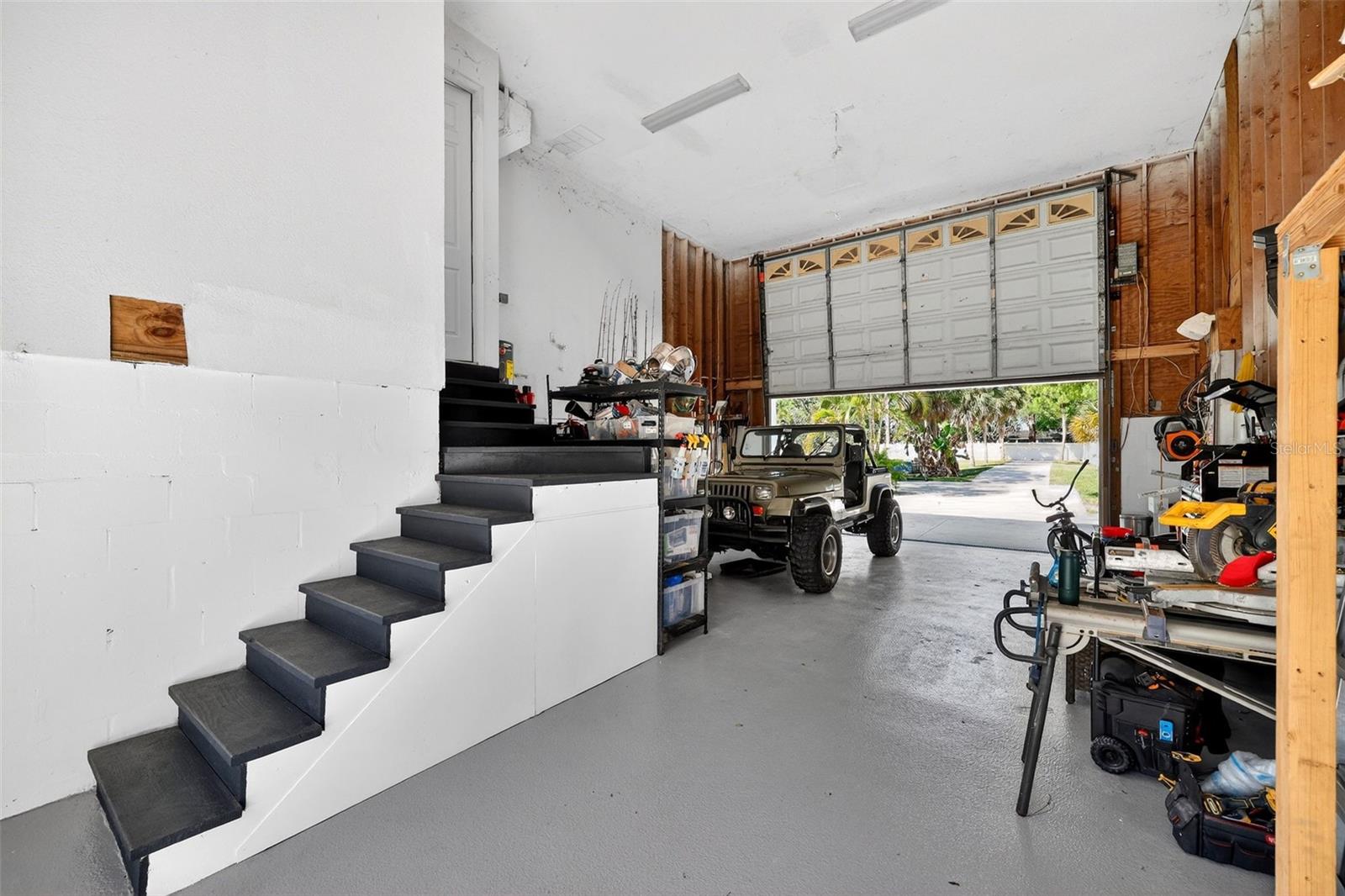 Image 8 of 83 For 4433 Sweetwater Drive